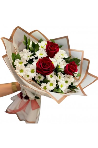 Papatya ve Gül Buketi